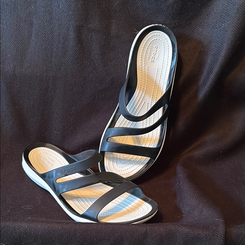 CROCS Black Sandals Comfortable Slip-On Design